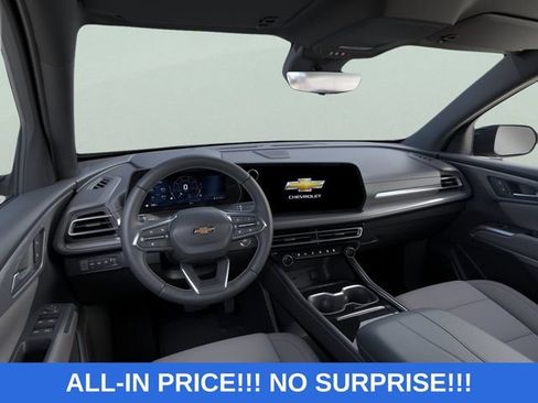 New 2026 Chevrolet Traverse LT w/ Driver Confidence Package AWD/4WD image 9