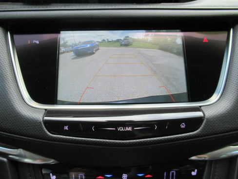 Used 2018 Cadillac XT5 Luxury w/ Driver Awareness Package AWD/4WD image 28