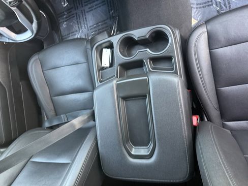 Used 2024 GMC Sierra 1500 SLT image 45