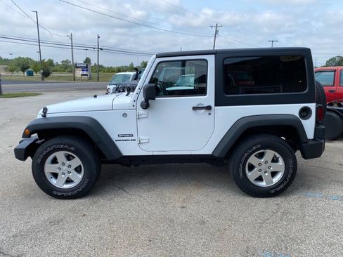Used 2012 Jeep Wrangler Sport AWD/4WD image 3
