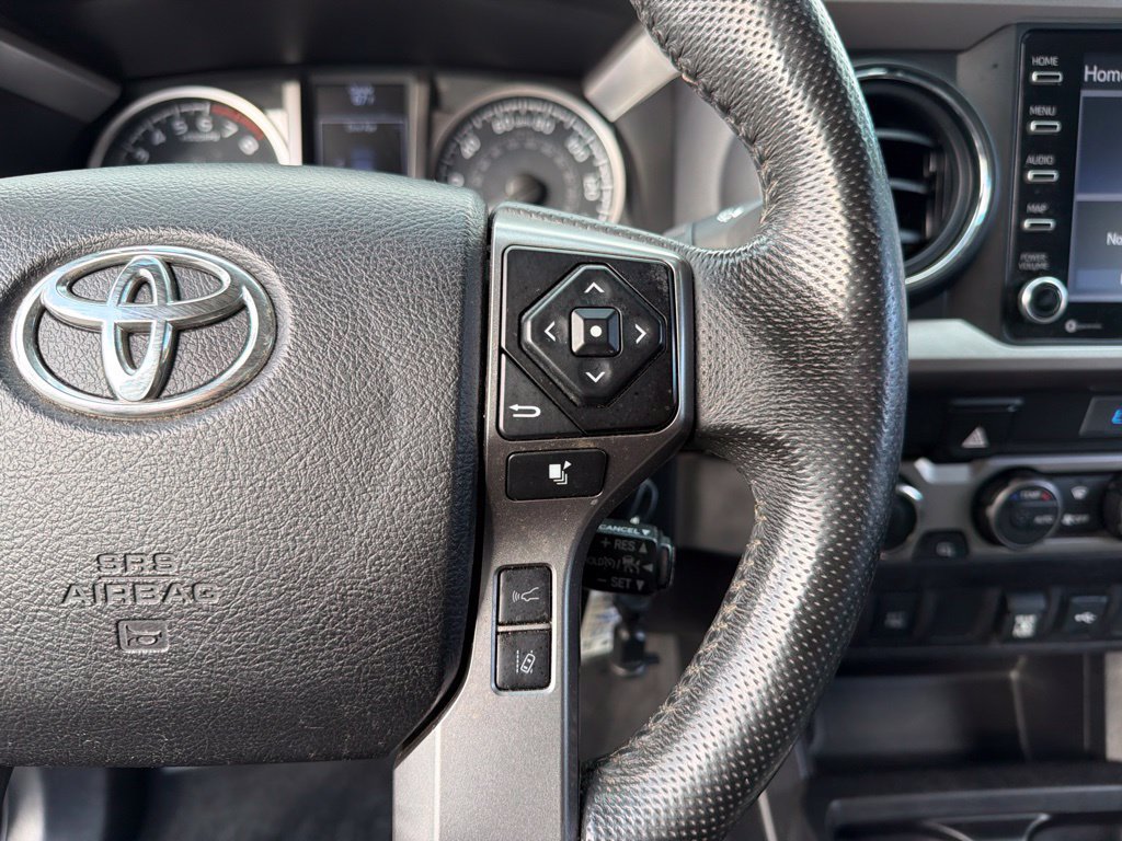 Used 2021 Toyota Tacoma SR5 AWD/4WD image 17