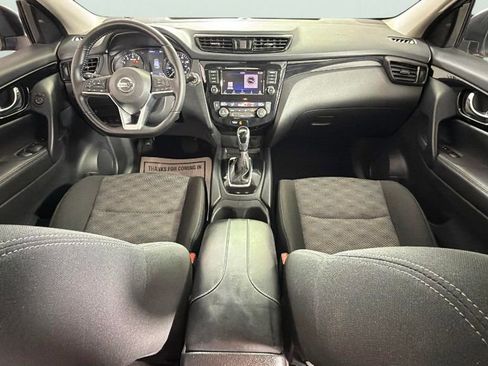 Used 2022 Nissan Rogue Sport SV AWD/4WD image 33