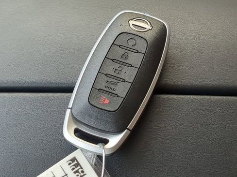 Certified 2025 Nissan Rogue SV AWD/4WD image 28