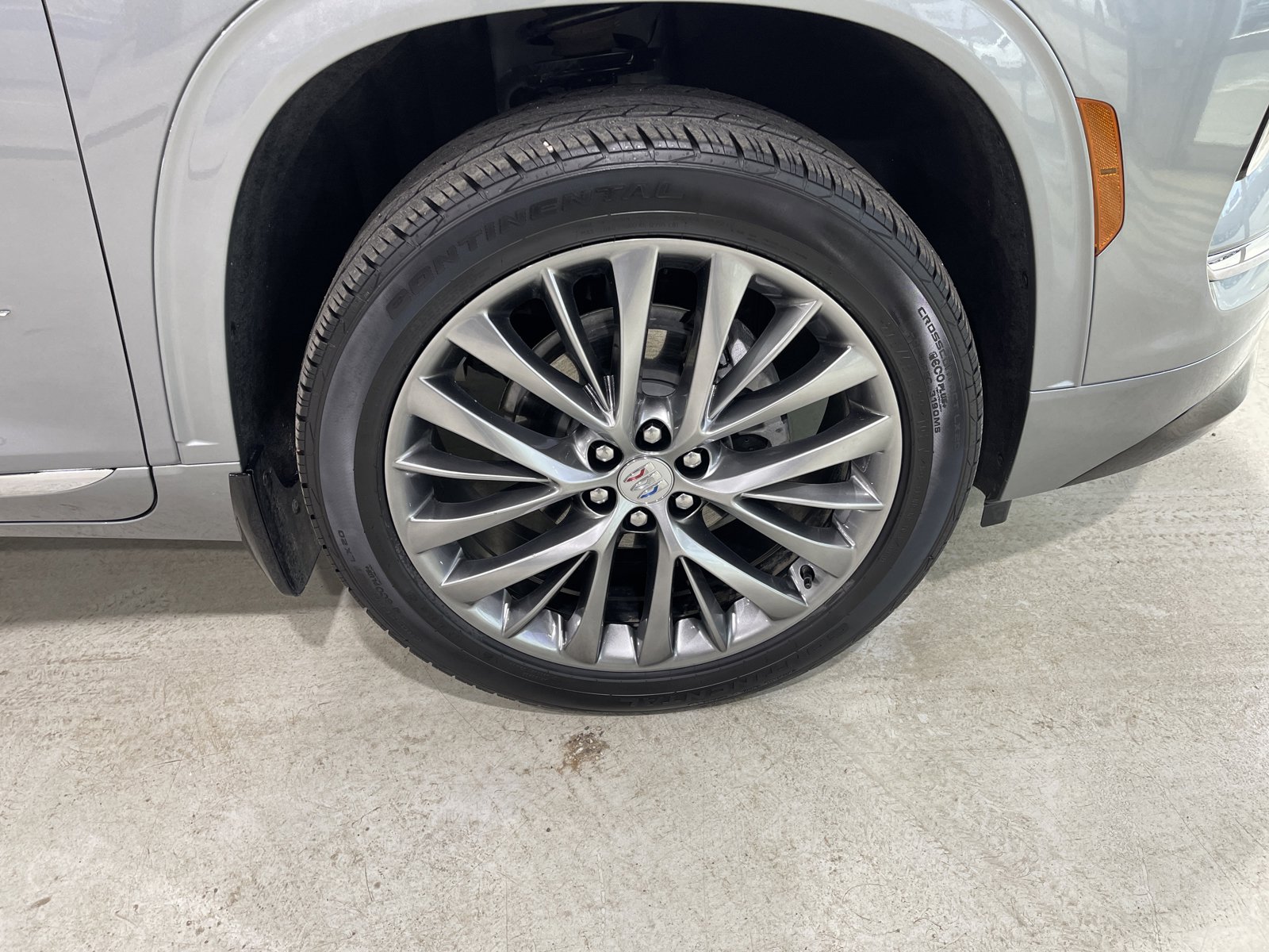 Used 2025 Buick Enclave Avenir w/ Trailering Package, 5000 lbs. AWD/4WD image 10