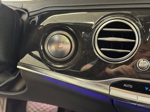 Used 2017 Mercedes-Benz S 550 4MATIC Sedan image 50