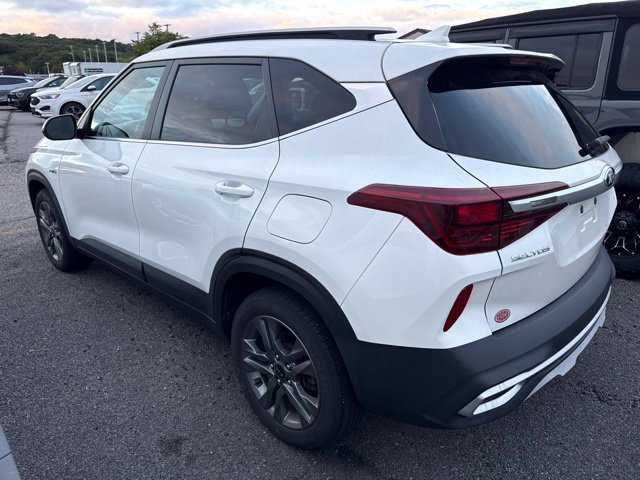 Used 2021 Kia Seltos S AWD/4WD image 4
