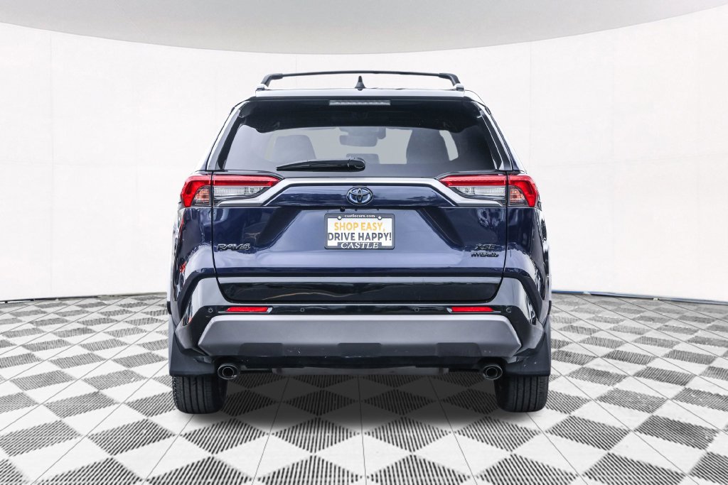 Used 2021 Toyota RAV4 XSE AWD/4WD image 16