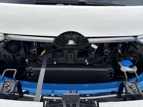 New 2025 Volkswagen ID. Buzz Pro S Plus image 13