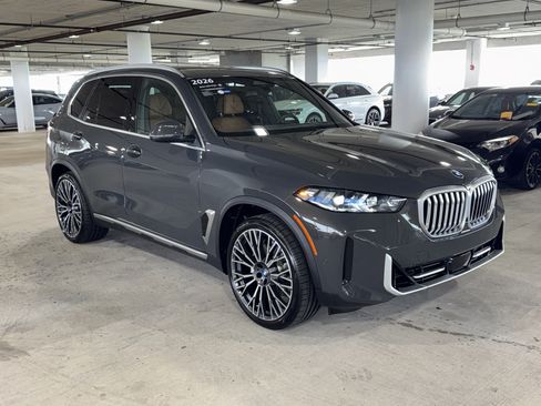 Used 2026 BMW X5 sDrive40i w/ Climate Comfort Package RWD image 2