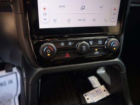 Used 2024 Ford Ranger Lariat AWD/4WD image 11
