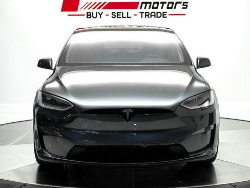 Used 2024 Tesla Model X AWD/4WD image 3