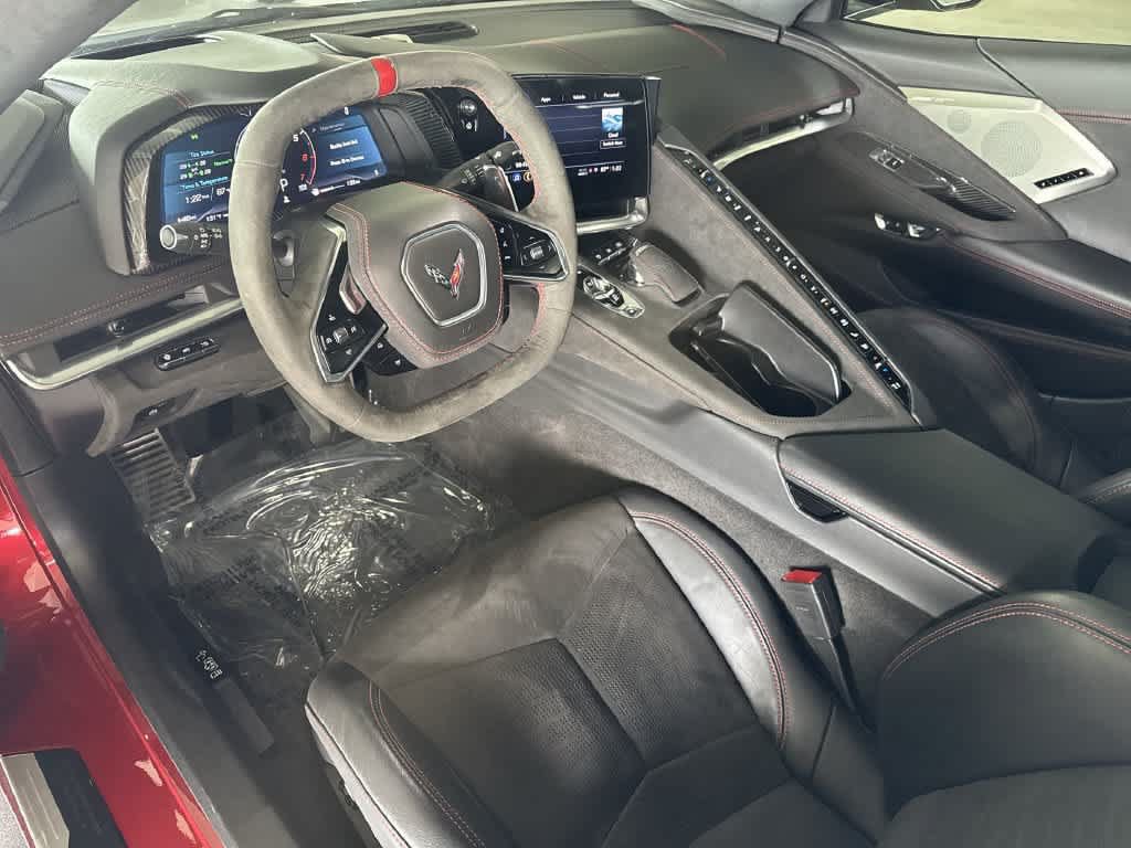 Used 2022 Chevrolet Corvette Stingray Premium Conv w/ Z51 Performance Package RWD image 13