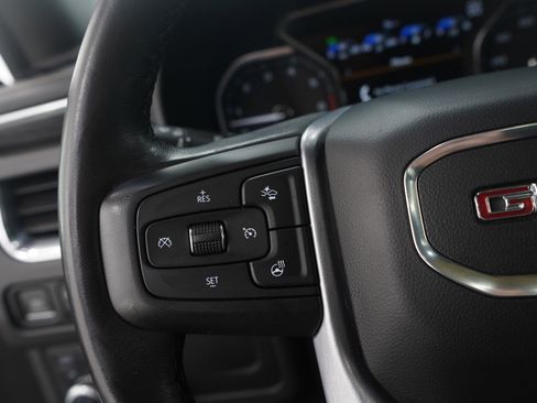 Used 2021 GMC Yukon XL SLT w/ SLT Premium Package image 29