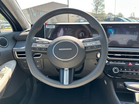 New 2025 Hyundai Sonata SE image 17