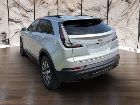Used 2019 Cadillac XT4 Sport w/ Cold Weather Package FWD image 7