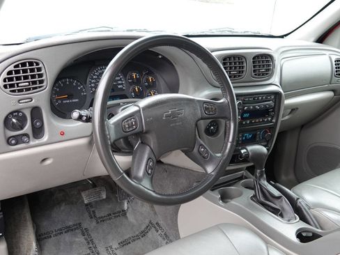 Used 2002 Chevrolet TrailBlazer LT w/ Preferred Equipment Group AWD/4WD image 59