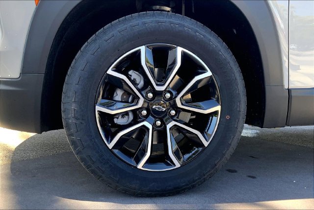 New 2026 Chevrolet TrailBlazer ACTIV w/ Convenience Package FWD image 12