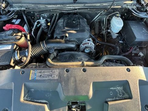 Used 2008 GMC Sierra 2500 SLT w/ Z71 Off-Road Package image 27