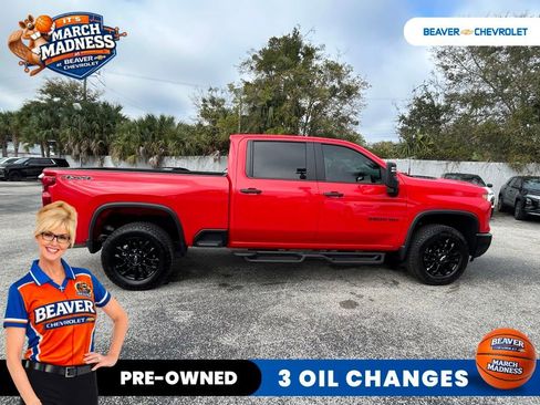 Used 2025 Chevrolet Silverado 2500 Custom w/ Custom Blackout Package image 8