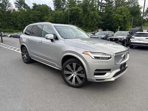 Used 2023 Volvo XC90 T8 Plus w/ Protection Package Premier AWD/4WD image 7