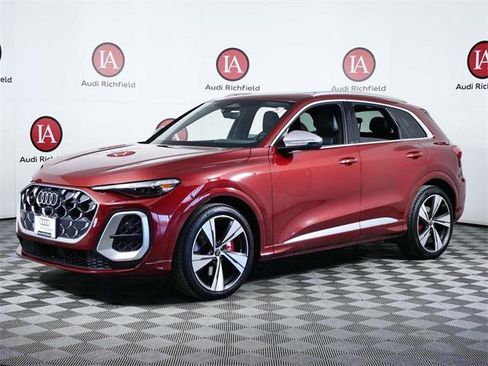 Used 2025 Audi SQ5 Premium Plus image 4