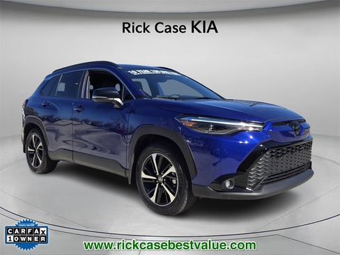 Used 2025 Toyota Corolla Cross AWD Hybrid w/ Convenience Package image 9