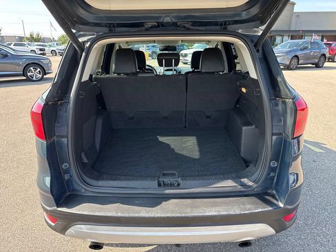 Used 2019 Ford Escape Titanium AWD/4WD image 29