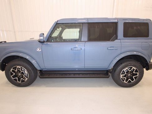 New 2025 Ford Bronco Outer Banks AWD/4WD image 4