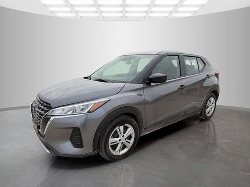 Used 2024 Nissan Kicks S image 4