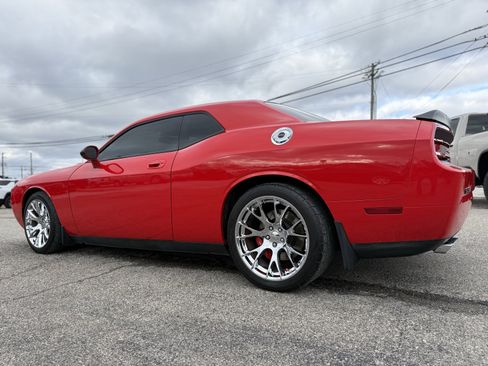 Used 2009 Dodge Challenger SRT8 image 6