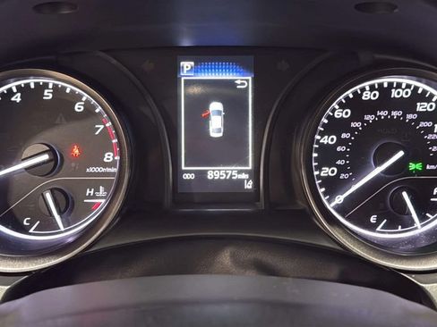 Used 2022 Toyota Camry SE FWD image 23