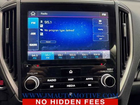 Used 2022 Subaru Forester Touring image 23