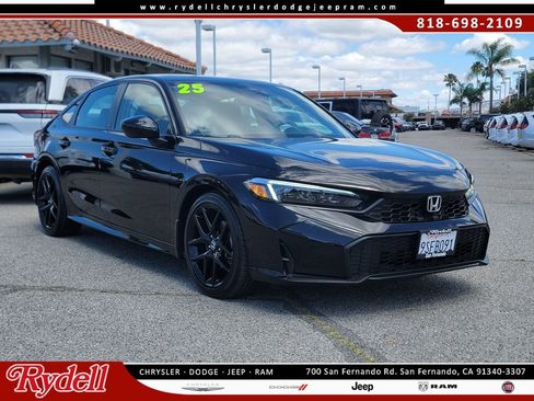 Used 2025 Honda Civic Sport image 1