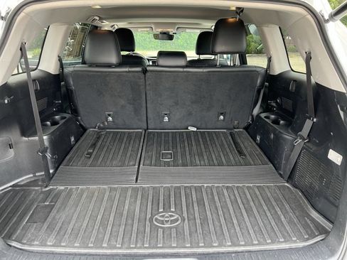 Used 2018 Toyota Highlander Limited AWD/4WD image 27
