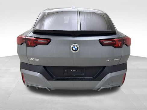 New 2026 BMW X2 xDrive28i w/ Convenience Package AWD/4WD image 8