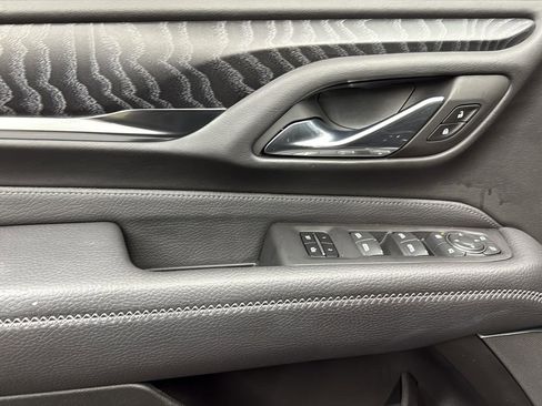 Used 2023 GMC Yukon Denali w/ Denali Reserve Package image 12