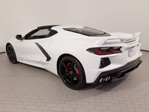 Used 2020 Chevrolet Corvette Stingray Preferred Cpe w/ 2LT Preferred Equipment Group RWD image 15