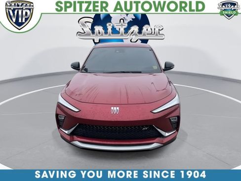 Certified 2024 Buick Envista Sport Touring image 3