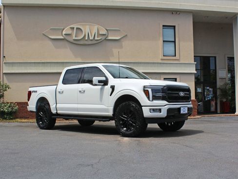 Used 2024 Ford F150 Lariat w/ Bed Utility Package AWD/4WD image 6