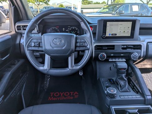 Used 2024 Toyota Tacoma TRD Sport AWD/4WD image 26
