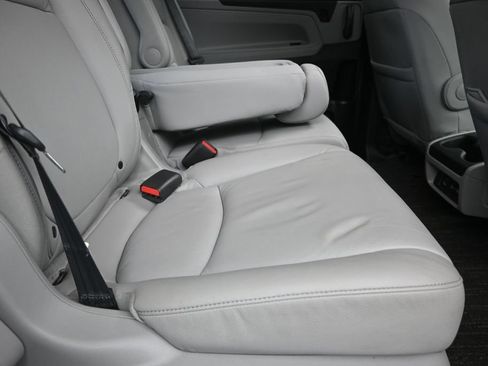 Used 2023 Honda Odyssey Touring image 24