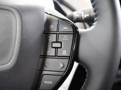New 2026 Toyota Prius XLE AWD/4WD image 18
