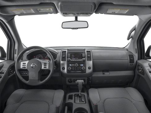 Used 2017 Nissan Frontier SV w/ SV Value Truck Package AWD/4WD image 6