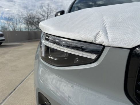 New 2026 Volvo XC40 B5 Plus w/ Protection Package Premier image 10