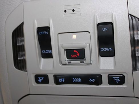 Used 2022 Toyota Highlander XLE image 51