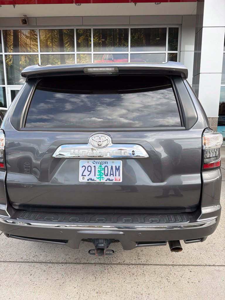 Used 2021 Toyota 4Runner Limited AWD/4WD image 5
