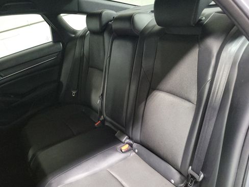 Used 2022 Honda Accord Sport image 11