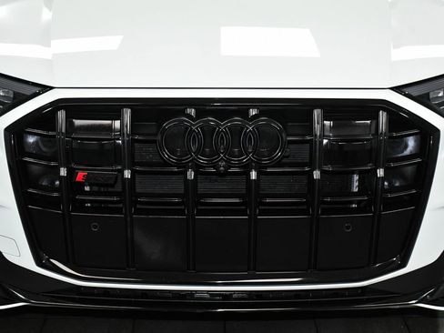 Used 2023 Audi SQ7 Prestige image 82