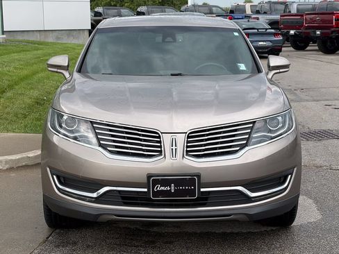 Used 2018 Lincoln MKX Select w/ Select Plus Package AWD/4WD image 8