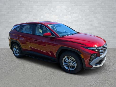 New 2026 Hyundai Tucson SE image 1